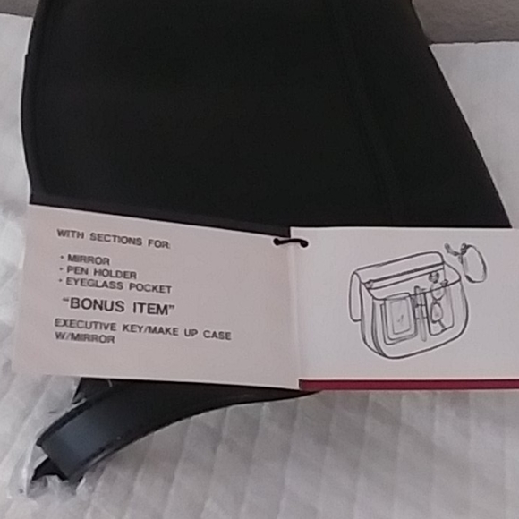 NWT Black Handbag - Picture 7 of 7